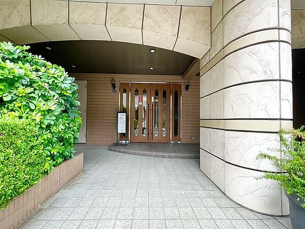 エントランスを拡大表示