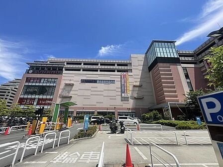 ダイエー南砂町スナモ店 450m