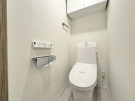 毎日使う場所だからこそ、使い勝手を考慮しました。白を基調に、飽きのこない空間に。