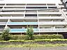 外観：高貴な雰囲気を纏う外観。クオリティを追求した快適な空間が住まう方の心を満たします。