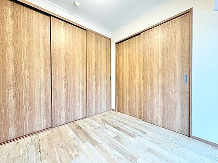 プレーンな空間を自分のスタイルに染める。いつまでも快適に暮せる住まいへ。