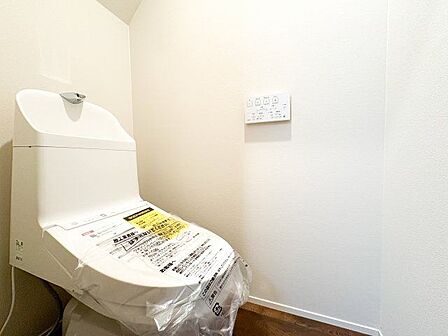 おふろの「おいだき」ができるリモコン。多彩な機能満載のリモコンは、毎日のお湯ライフをより楽しく便利に。