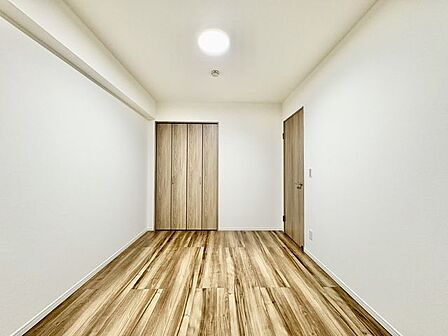 一日の中で多くの時間を過すことになる住まいだからこそ、いつも穏やかな空間であるように心掛けています。