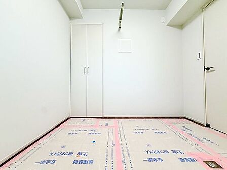 プレーンな空間を自分のスタイルに染める。いつまでも快適に暮せる住まいへ。