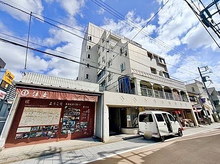 住む人がいつまでも心地良さを感じ続けられる多様な住空間を創造します。