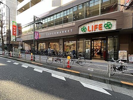 ライフ幡ヶ谷店 230m