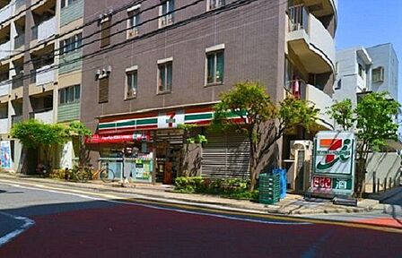 セブンイレブン新宿高田馬場1の南店 400m