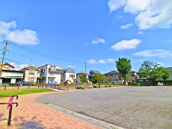 周辺を拡大表示