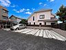 駐車場：駐車場（空の加工を生成AIで行っています）