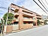 外観：凛とした深みを纏うヴィンテージマンション。住まう人をやすらぎで満たします。