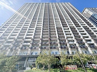 外観：陽射しとともに、少しづつ装いを変える街の景観から、この街ならではの美しい風景とここから紡がれる物語。