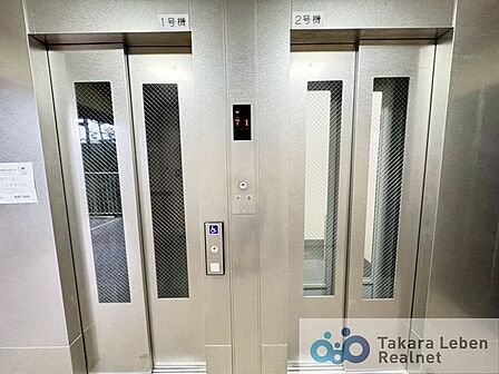 お買い物でたくさんの荷物を持っている時や、仕事でクタクタに疲れている時など、階段で1段ずつ上がるのは大変。そんな時にも便利なエレベーター付きの物件です。