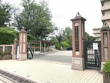 さいたま市立原山中学校 徒歩18分。 1400m