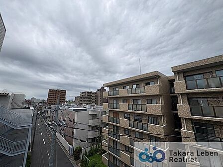 住戸からの眺望。風通しが良く、お洗濯物も早く乾きそうです。毎日のお洗濯が楽しみになりそうです。