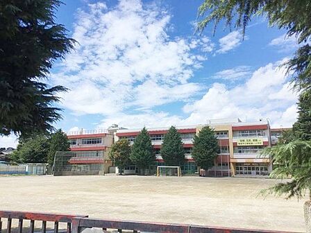 朝霞市立朝霞第一小学校 徒歩5分。 340m