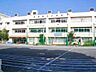 周辺：板橋区立板橋第五小学校 徒歩1分。 96m