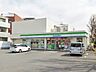 周辺：ファミリーマート板橋坂下三丁目店 徒歩5分。 390m