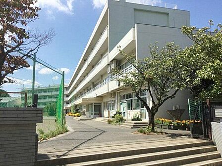 志木市立志木中学校 徒歩14分。 1100m