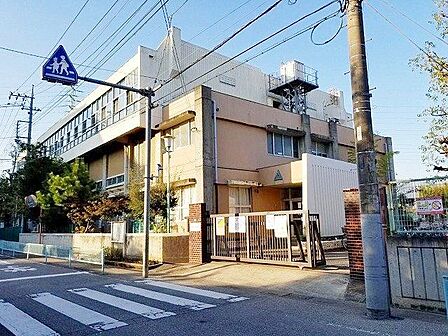 川口市立芝西小学校 徒歩9分。 700m