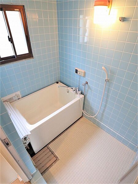 画像4:換気窓付きの浴室です！