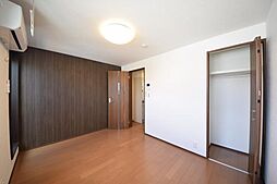 北総鉄道 秋山駅 徒歩4分の賃貸アパート 3階1Kのリビング/ダイニング