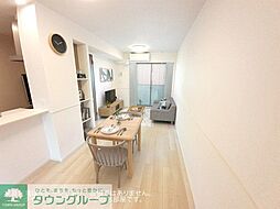 レガリア 102 1階1LDKのリビング/ダイニング