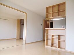 ウィルモア新松戸　B棟 205 2階2DKのリビング/ダイニング