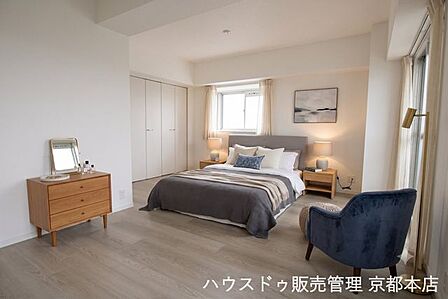 ※画像補正あり（室内写真にデジタル加工で家具・調度品を配置した配置例イメージです。実際の販売物件に家具等は付属しません）。