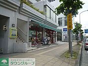 まいばすけっと 徒歩9分。 660m