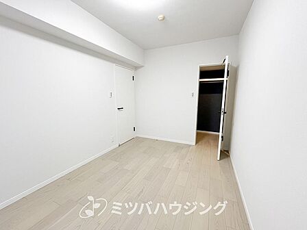 【洋室】約6.0帖