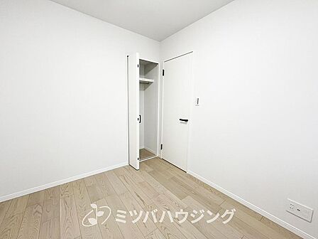 【洋室】約4.4帖
