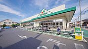 マルエツ朝霞溝沼店 徒歩4分。スーパー 290m