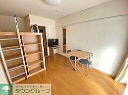 レオパレスムーブメント鶴瀬 1階1Kのリビング/ダイニング