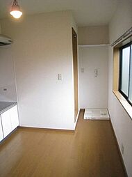 ハウスコスゲII 201 2階1DKのリビング/ダイニング