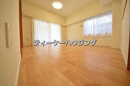 お家の中心となる大きな空間がご家族のコミュニケーションスペースになる筈です。
