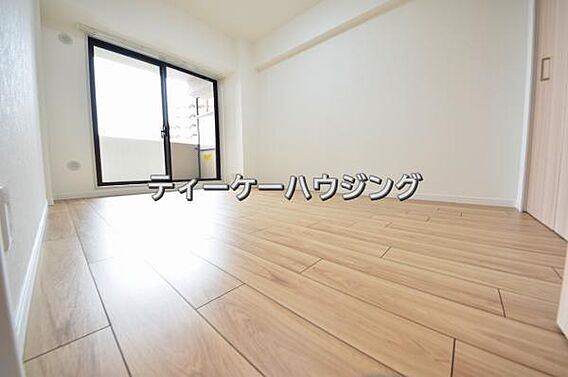バルコニーに面...