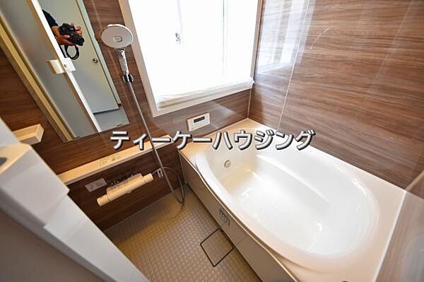 浴室を拡大表示