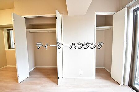 ここまでたくさん収納があれば、物が多い方でも安心ですね。