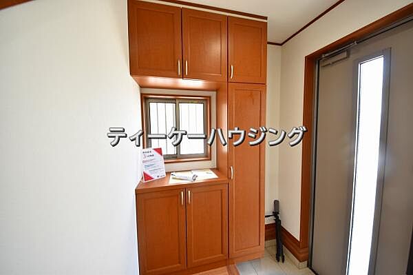 玄関を拡大表示