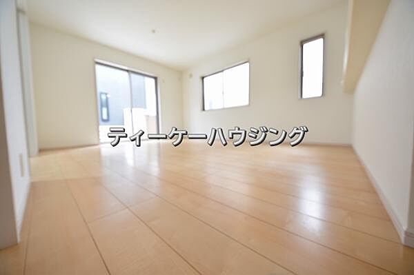 リビング/ダイニングを拡大表示