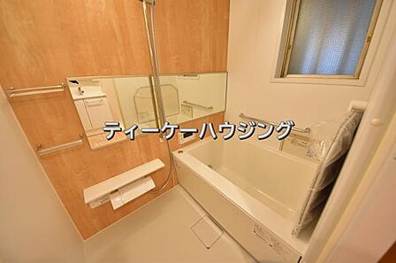 お子さんと一緒でもゆとりな広さです。快適・清潔な空間で心も体もオフになる時間を楽しんでみませんか。