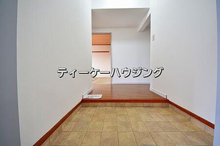 気持ちを整える場所でもある玄関。これなら、明るい気持ちで「いってきます」が言えそうですね。