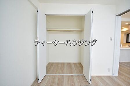 ゆとりある収納は、持ち物が多い方でもすっきりした生活を送れる筈です。