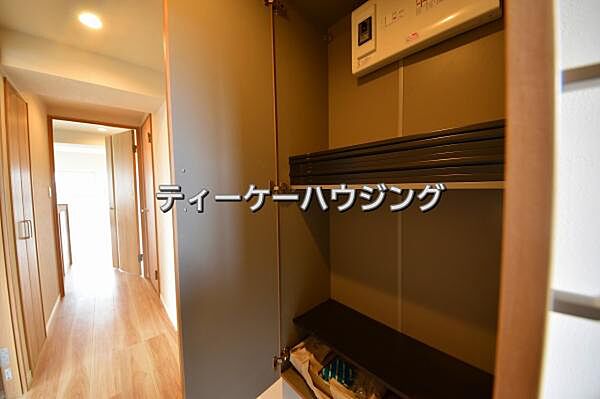 玄関を拡大表示