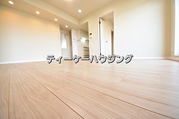 リビング/ダイニングを拡大表示