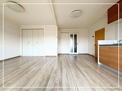 外観：◆リフォーム履歴あり◆ヨークマートから1番近い棟の最上階角部屋になります◆内見受付中◆