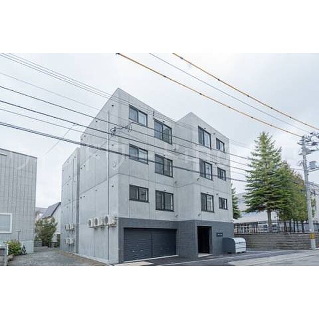 4 / 15