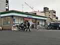 ファミリーマー...