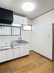 烏山プレイス 1階2DKのリビング/ダイニング