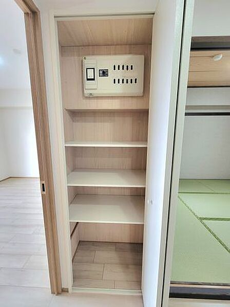 どう使うか選択肢が多く悩んでしまう程、収納充実しています。